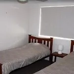 Norfolk Grove Apartment - Hosted By Burleigh Letting